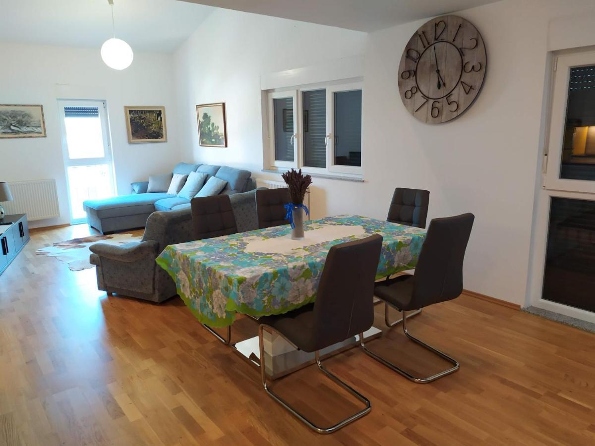 Apartment Jasmina Риека Экстерьер фото